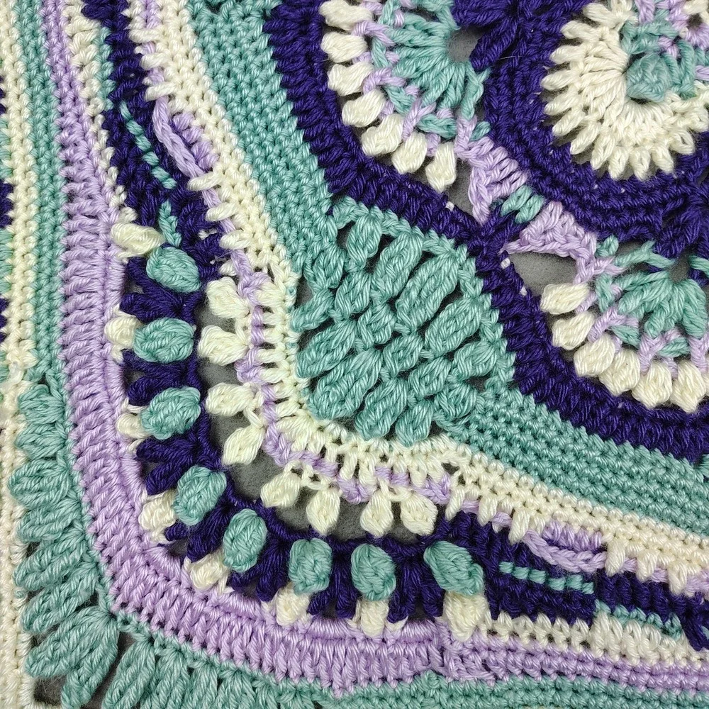 Vintage Handmade Crochet Baby Blanket Purple Blue 3-D Floral Design 32